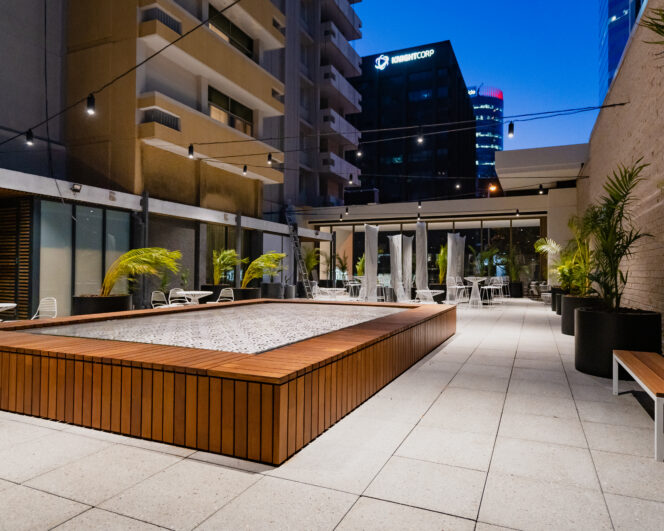 Parmelia Outdoor